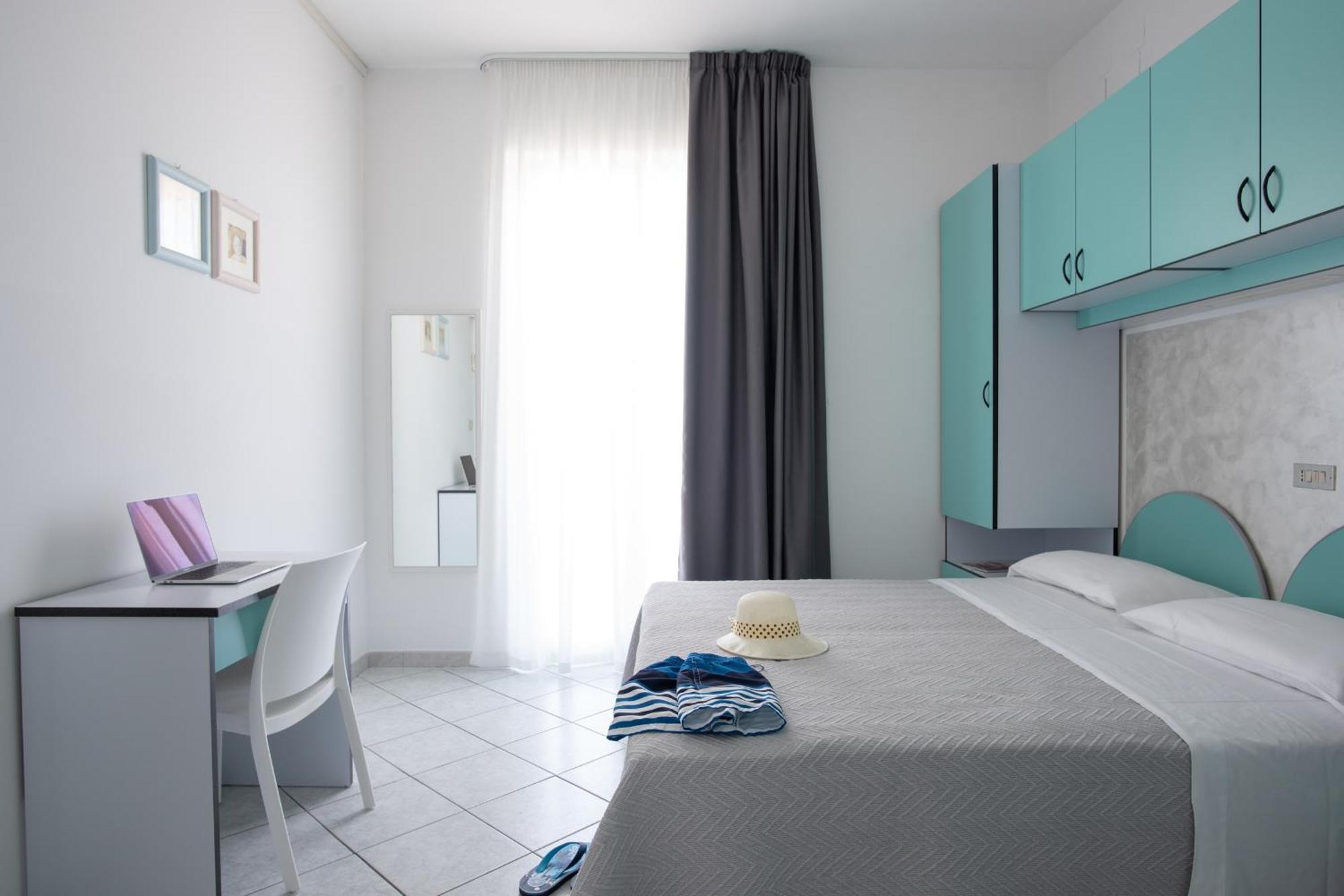 Camping Villaggio Calypso Cupra Marittima Esterno foto